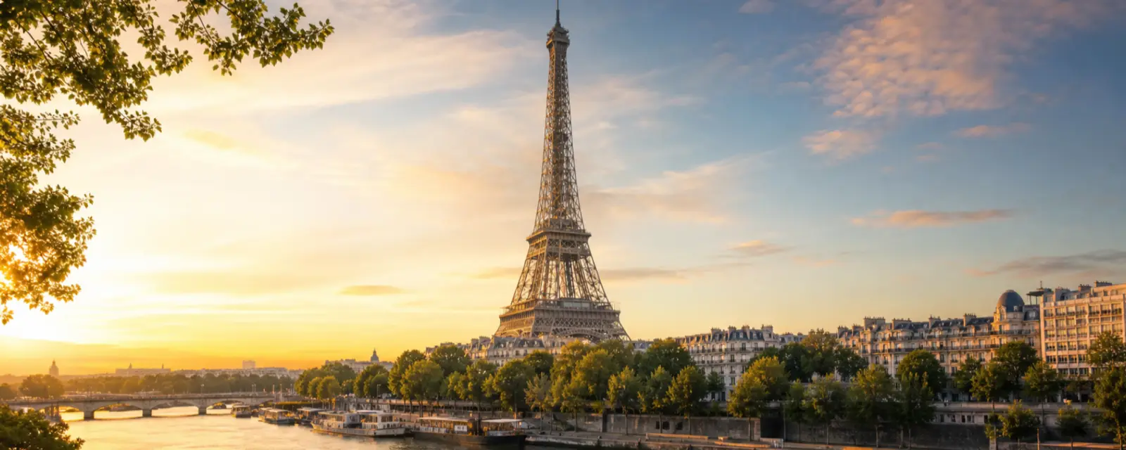 Eyfel Kulesi ve Sen Nehri, Paris